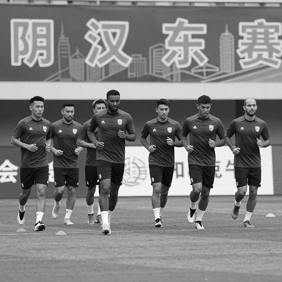 Philippines đổi nửa đội hình, gọi bốn cầu thủ châu Âu — và bài toán thời gian trước Việt Nam