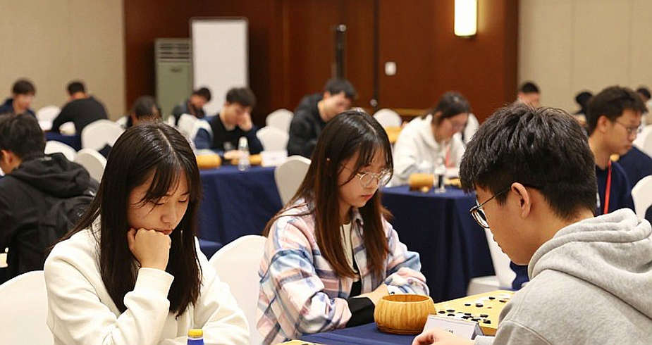 The Power Game in Samarkand: The Promise to Bring Carlsen Back and FIDE's Real Void The Power Game in Samarkand: The Promise to Bring Carlsen Back and FIDE's Real Void
