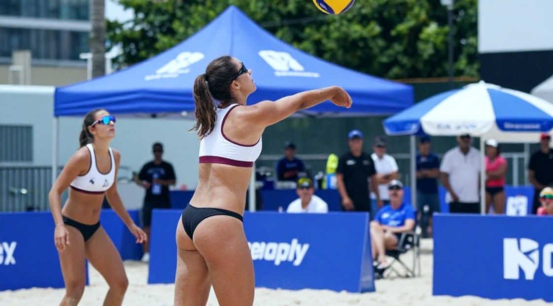 Ba mươi năm một tấm bảng vàng: điều gì nằm sau danh hiệu MOP bóng chuyền nữ NCAA