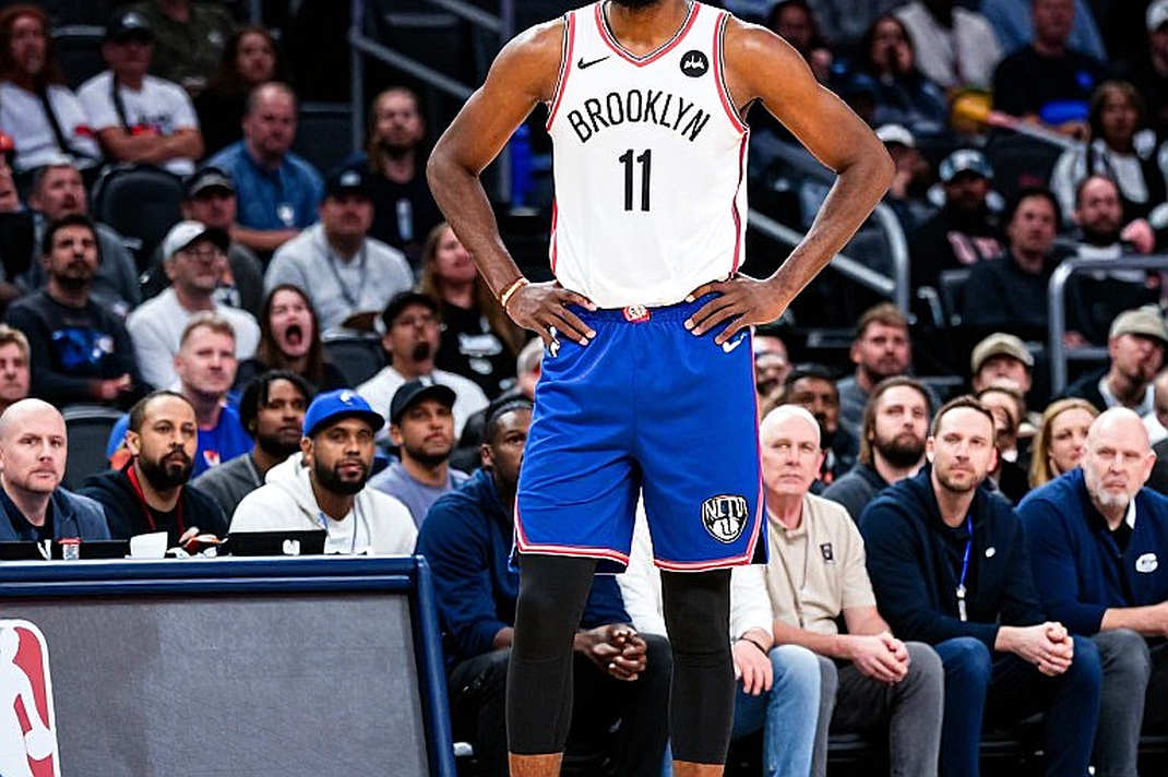 Kawhi Leonard trở lại Toronto: Bản hợp đồng của ký ức và câu hỏi chưa lời đáp
