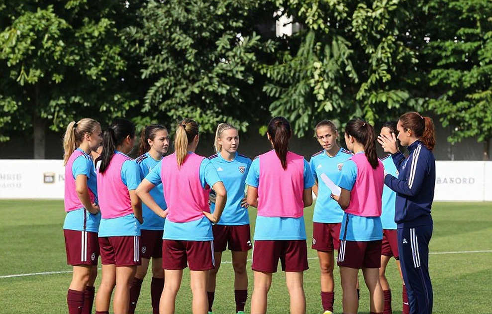 Quả bóng vàng thiếu Pedri và Raphinha: khi lá phiếu không có điều luật rõ ràng