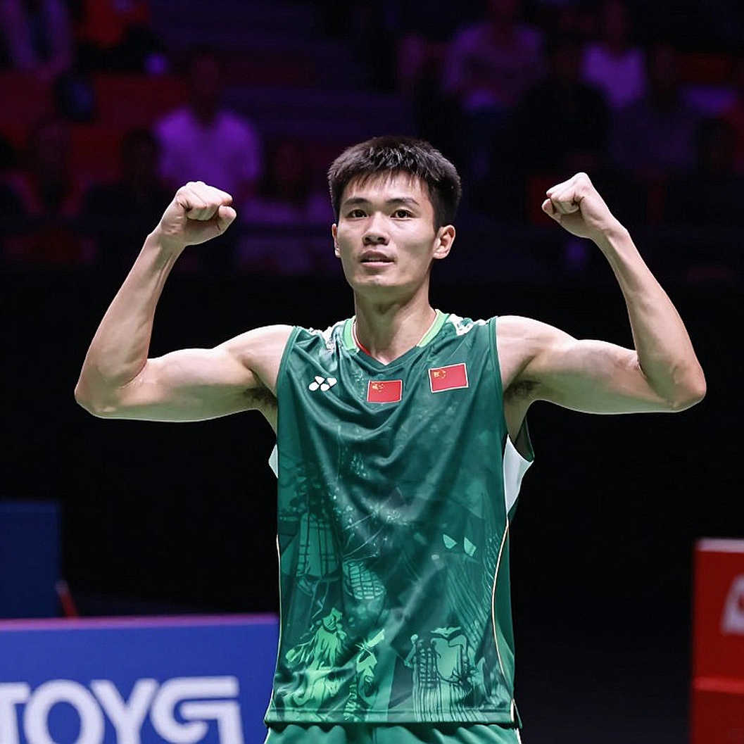 Sindhu thắng ván một 21-11 rồi gục 10-21 trước Chen Yufei: ván đẹp nhất ở tứ kết Á vận hội lại là ván dối trá nhất
