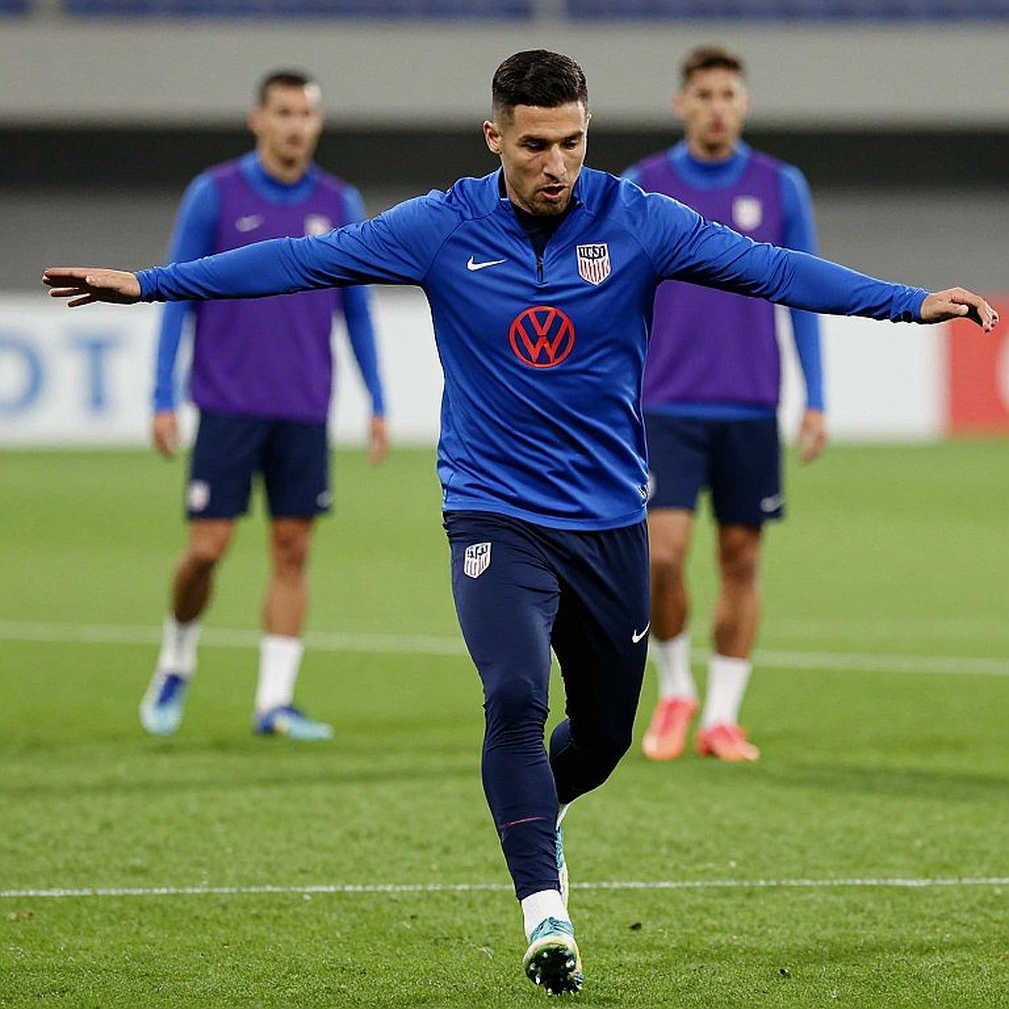 Ba suất quá tuổi của U23 Hong Kong (Trung Quốc) và bài kiểm tra rest-defence của U23 Thái Lan Ba suất quá tuổi của U23 Hong Kong (Trung Quốc) và bài kiểm tra rest-defence của U23 Thái Lan
