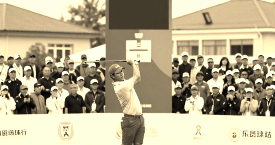 Todd Clements bùng nổ với 64 ở vòng 1, Ashun Wu dẫn đầu Omega European Masters 2026