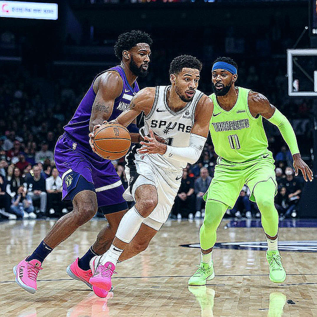The 2-3 Zone Defense: The Forgotten Weapon Quietly Reshaping the NBA The 2-3 Zone Defense: The Forgotten Weapon Quietly Reshaping the NBA