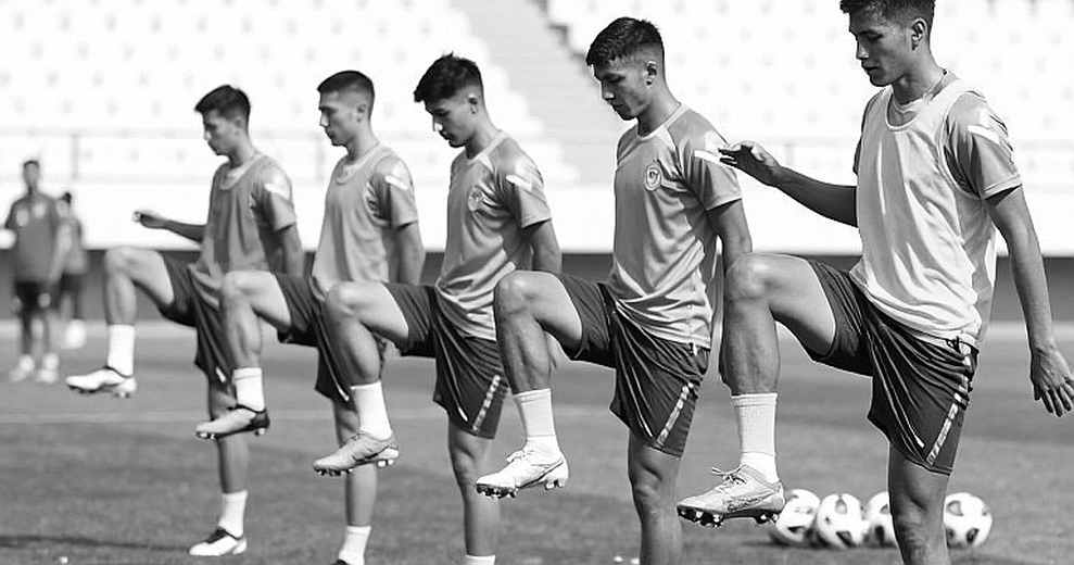 Vietnam vs China, 13:00 on September 25: The Low Block and the Continental Test