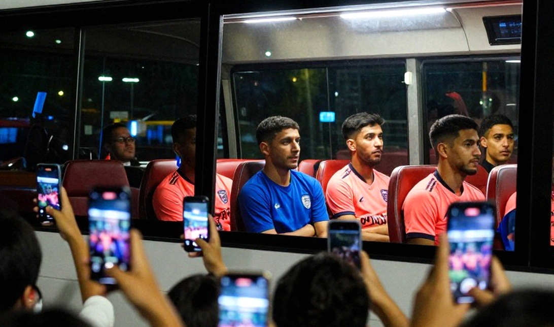 Quang Hải ngồi nhà, Việt Nam bước vào ASEAN Cup không người tổ chức Quang Hải ngồi nhà, Việt Nam bước vào ASEAN Cup không người tổ chức