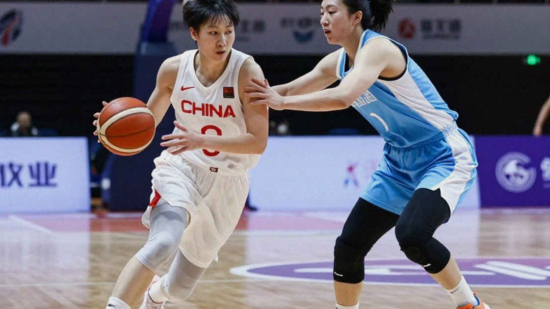 Khi hộp yến sào lọt vào bảng tin bóng đá: cú hot-take mà làng thể thao Việt chưa muốn nghe Khi hộp yến sào lọt vào bảng tin bóng đá: cú hot-take mà làng thể thao Việt chưa muốn nghe