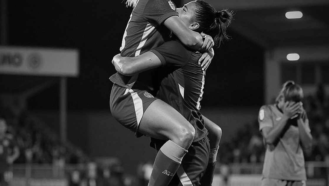 Rangers Need Three, Hearts Need One: Two Opposite Fates for Scottish Women's Football Rangers Need Three, Hearts Need One: Two Opposite Fates for Scottish Women's Football