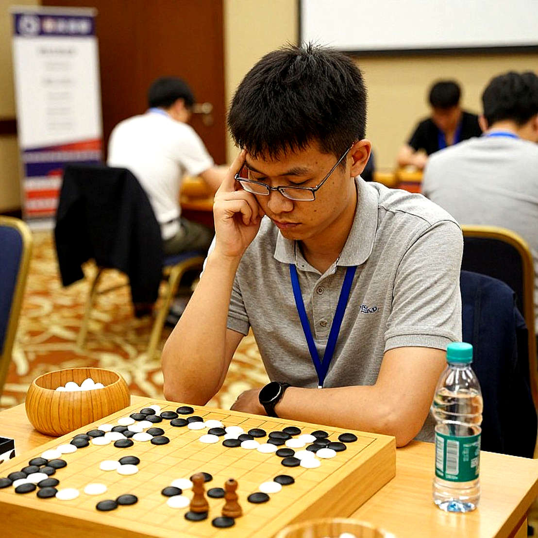 743 tập Game of the Week: Khi cờ vua học thuật trở thành thói quen mười bốn năm