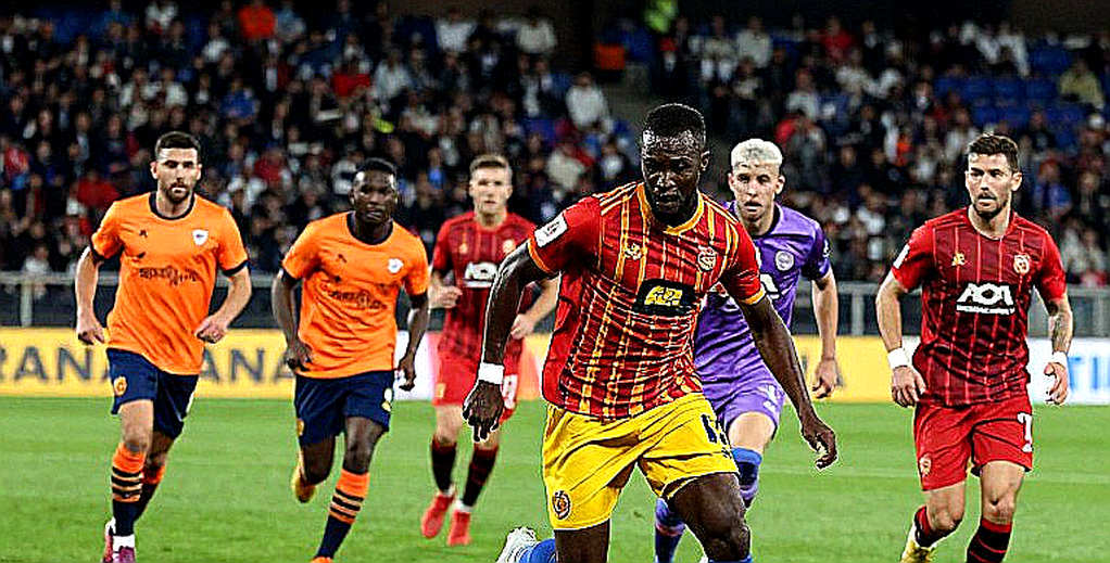 Năm trận thắng của Hà Lan, một tuần gần như không dịch chuyển trên bảng hệ số UEFA